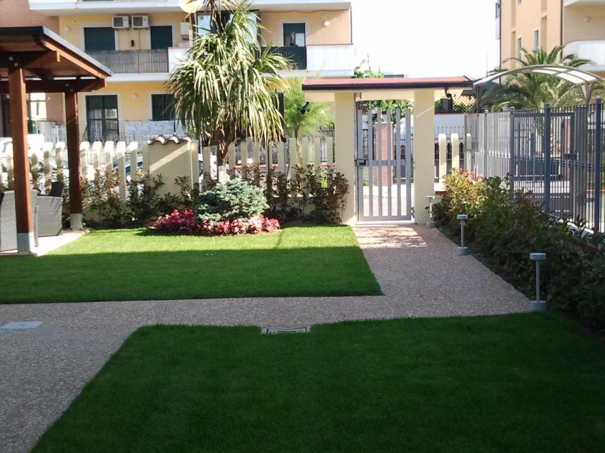 Acquamarina B&B Martinsicuro Dış mekan fotoğraf
